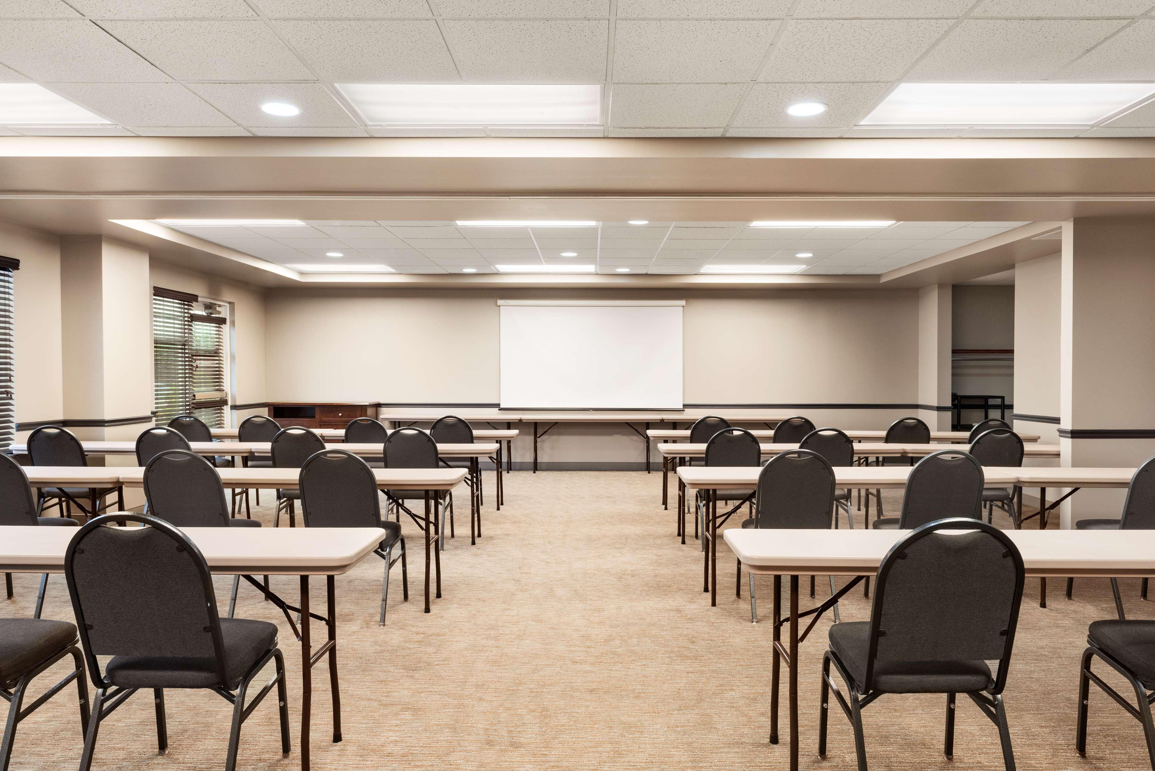 Vadnais Heights Comfort Inn & Suites St Paul Northeast מראה חיצוני תמונה