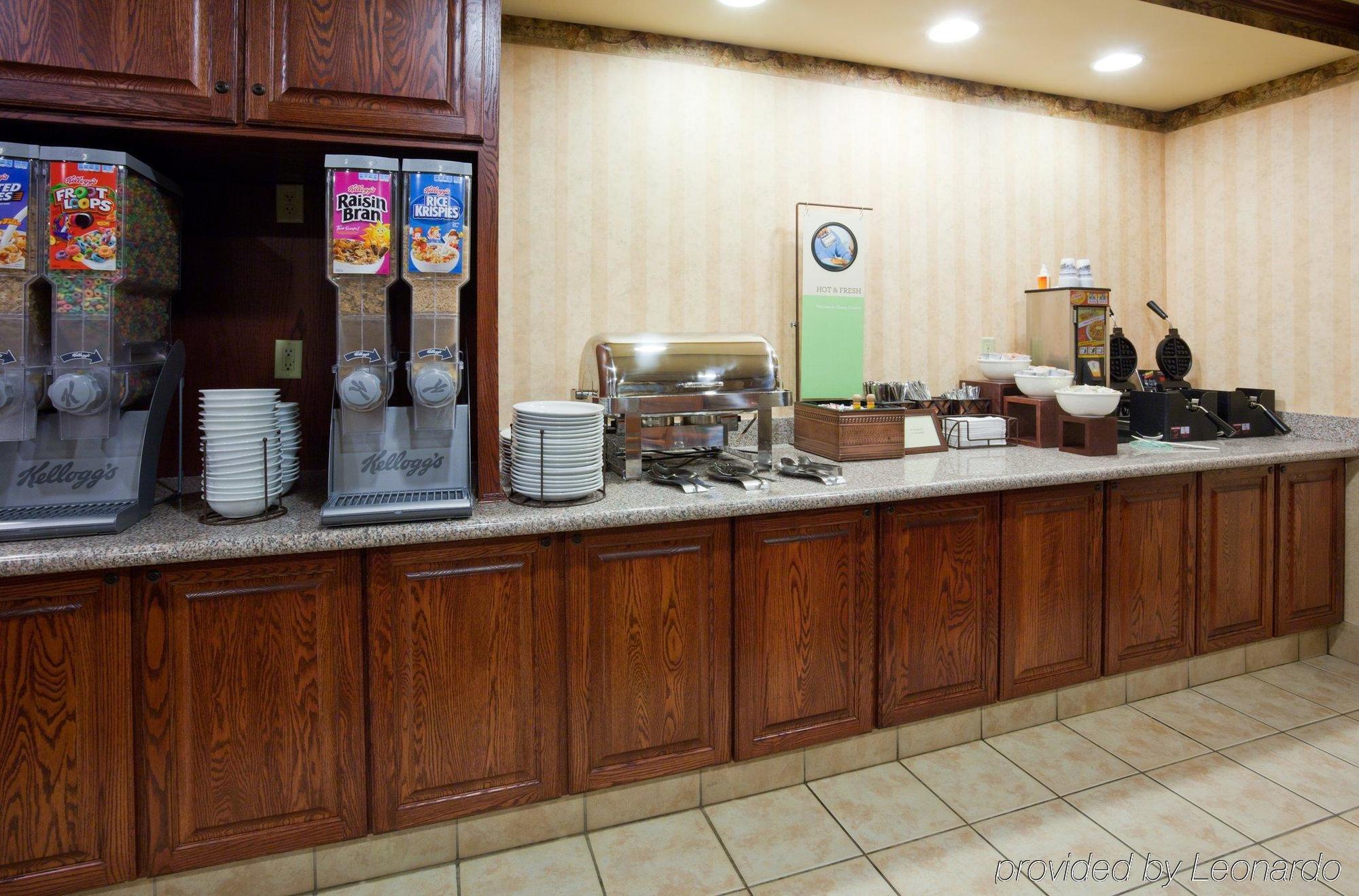 Vadnais Heights Comfort Inn & Suites St Paul Northeast מראה חיצוני תמונה
